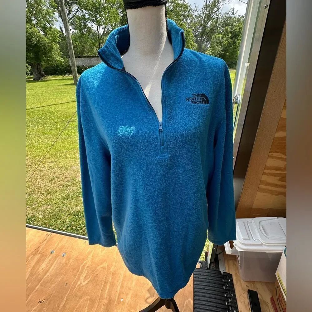 The North Face Mens Blue Fleece Pullover